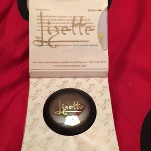 Jane iredale eyebrow kit🎀🌸